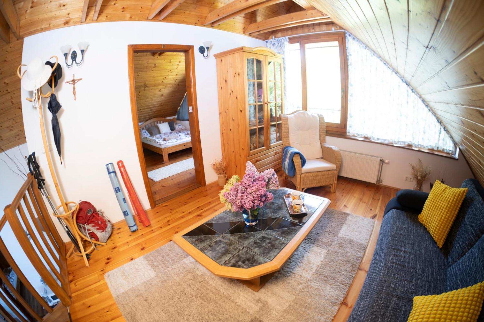 Vicze Apartmanház Siófok Esterno foto