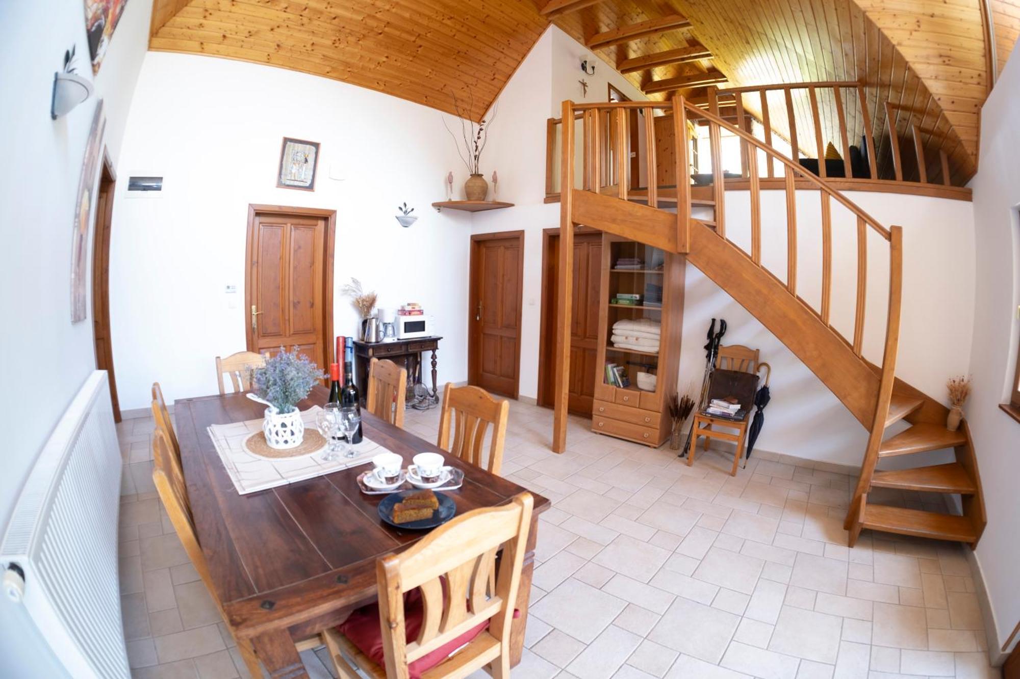Vicze Apartmanház Siófok Esterno foto