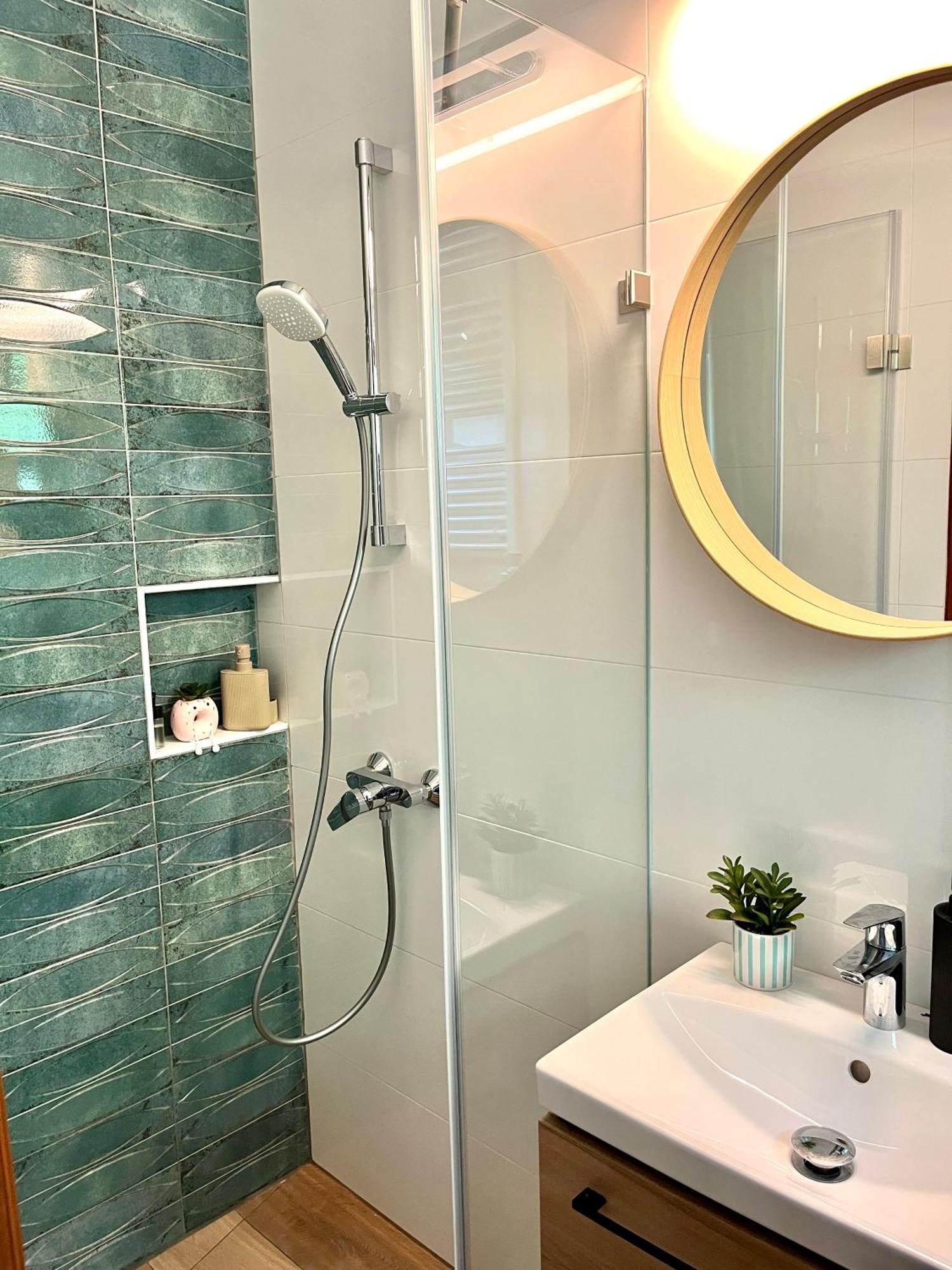 Vicze Apartmanház Siófok Esterno foto